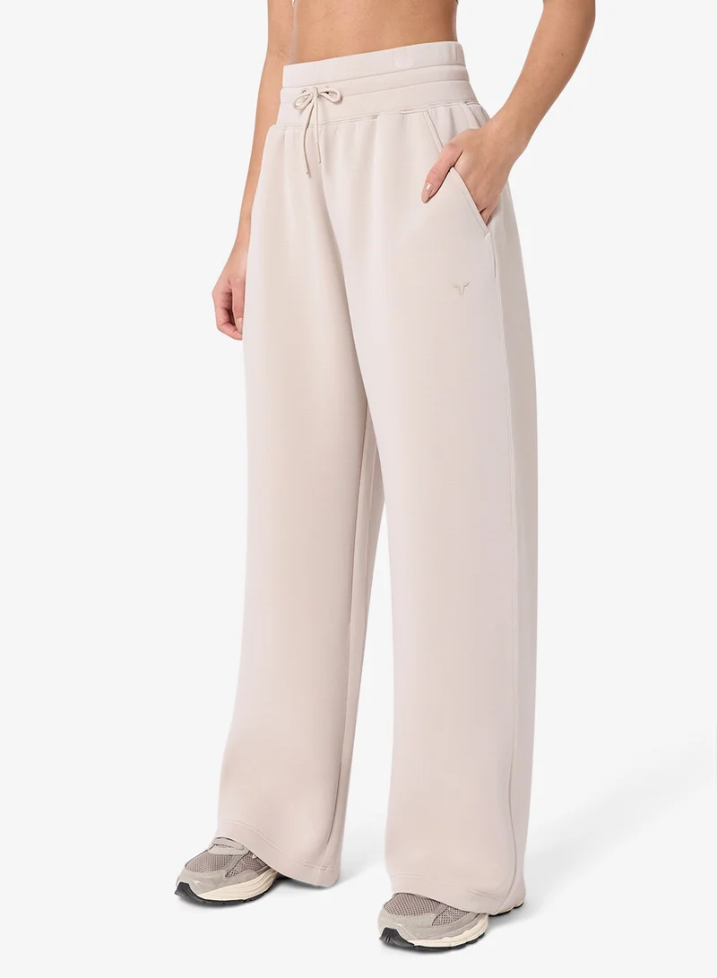 SQUATWOLF  Relaxed Spacer Joggers for Women | Best Price UAE